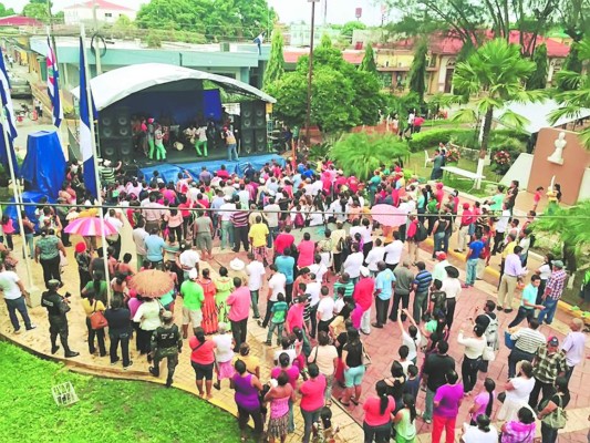 18 grupos musicales animan hoy el gran carnaval de El Progreso