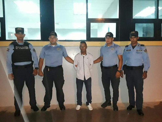 Capturan a individuo acusado de asesinar a tres adolescentes