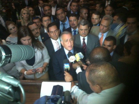 Líderes externan muestras de pesar a familiares