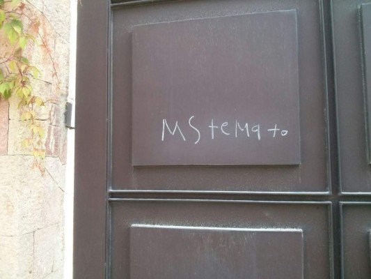 Embajada de EUA cancela visas a policías hondureños depurados