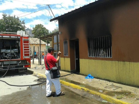 Incendio destruye un apartamento en la ciudad de La Paz
