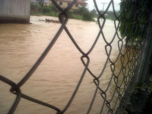 20,000 incomunicados por lluvias en el litoral atlántico de Honduras