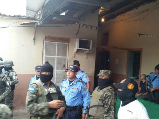 Allanan el centro penal de Santa Bárbara