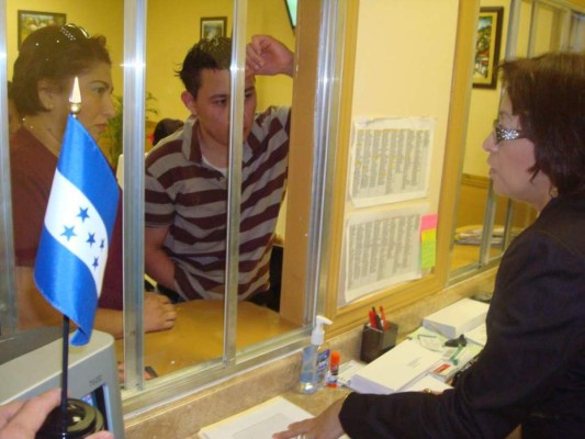 ¿Qué opciones tienen los hondureños para seguir en EEUU?