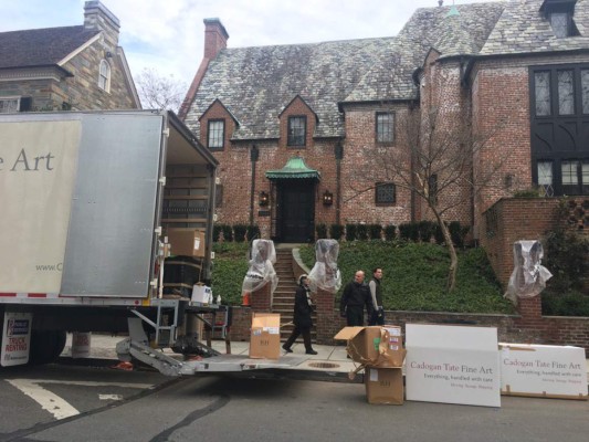 Obama comienza mudanza de la Casa Blanca: Trump alista maletas