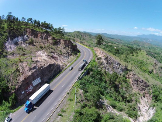 Cuesta de la Virgen: 10 curvas mortales en tramo de 12 km