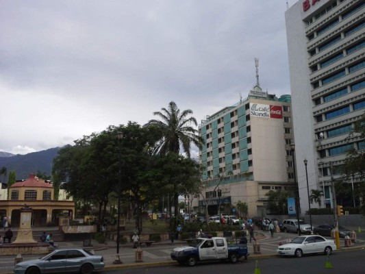 Persisten probabilidades de lluvias para este domingo