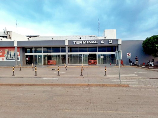 Resurge del lodo la terminal A del aeropuerto Ramón Villeda Morales