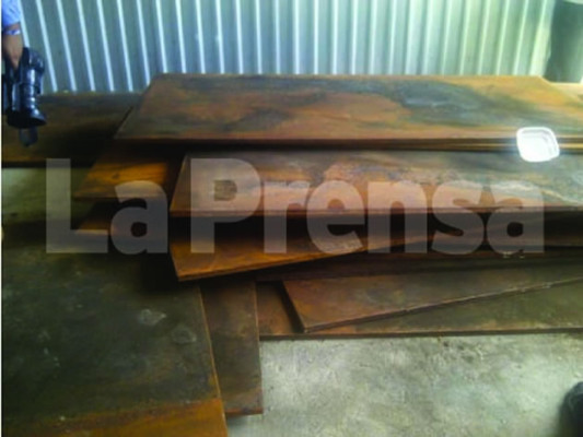 Operativo Naval incauta droga y armas en Roatán, Honduras