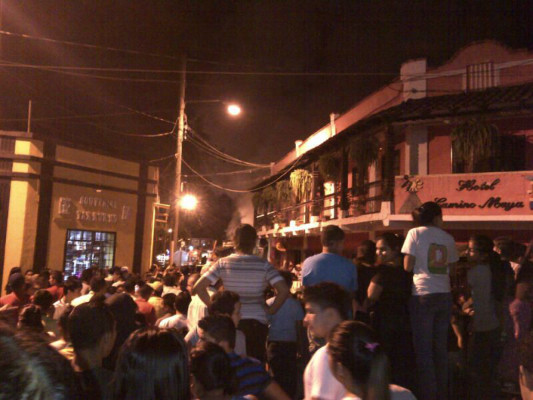 Silbador causó incendio en tiendas de artesanías en Copán Ruinas