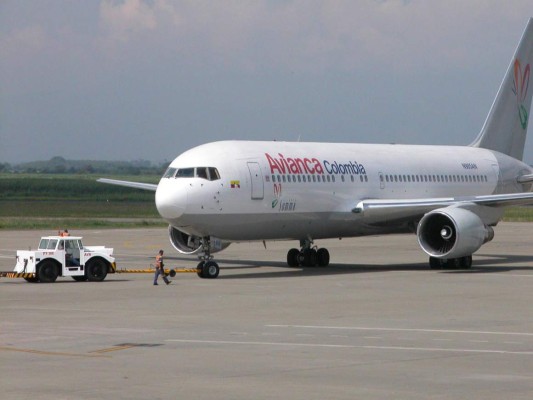 Avión de Avianca Brasil sufre emergencia en Brasilia por humo en la cabina