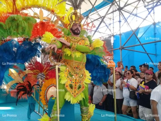 Gran Carnaval de La Ceiba, como un rey se despide Eduardo Zablah