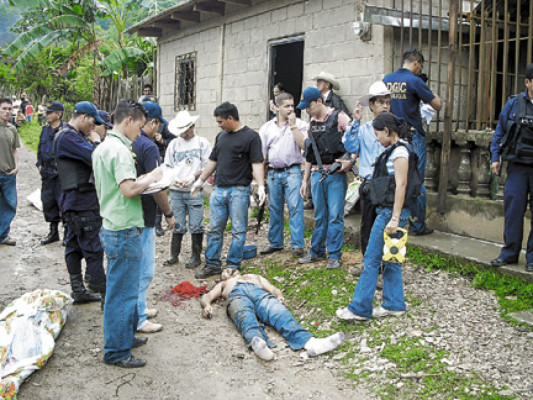 Encuentran osamenta de Bernardo Rivera Paz