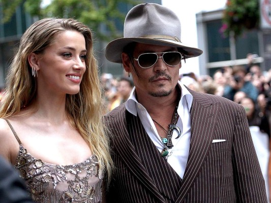Amber Heard quiere que Johnny Depp admita haberla agredido