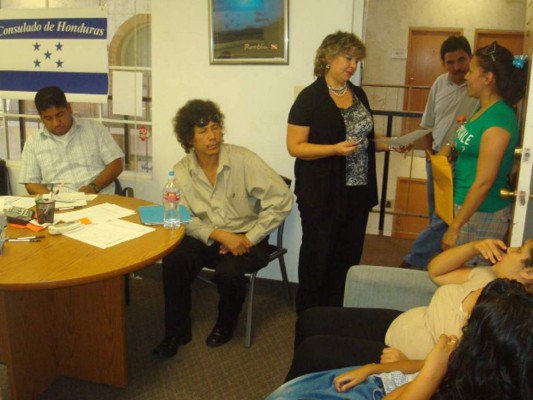 Migrantes hondureños lamentan la decisión tomada por Corte de Estados Unidos