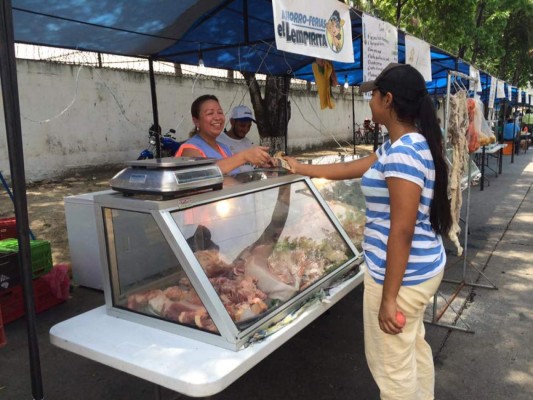 Más de 3,000 familias se benefician con feria Lempirita