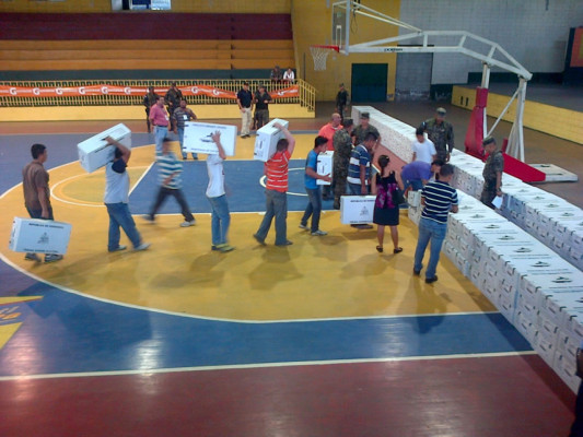 Elecciones Honduras: Llegaron 2,791 maletas electorales a Cortés