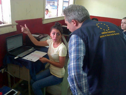 Realizan simulacro de transmisión electoral en La Ceiba y El Progreso