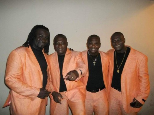 Integrante del grupo musical Los Hermanos Arriola tiene coronavirus