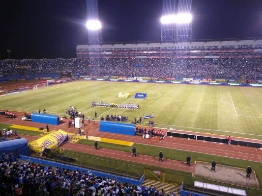 Honduras al repechaje de Concacaf rumbo a Rusia 2018 tras vencer 3-2 a México