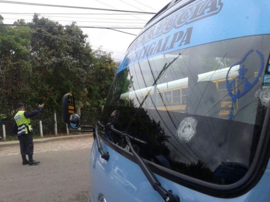 Conductor de rapidito sobrevive a atentado