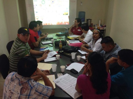 Sindicato de maquila pedirá aumento de L400