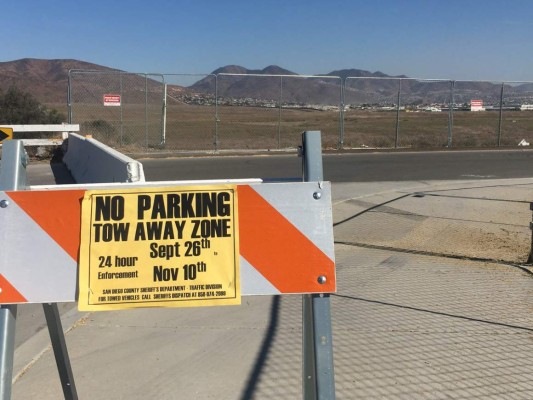 Modelos del muro serán evaluados durante 60 días