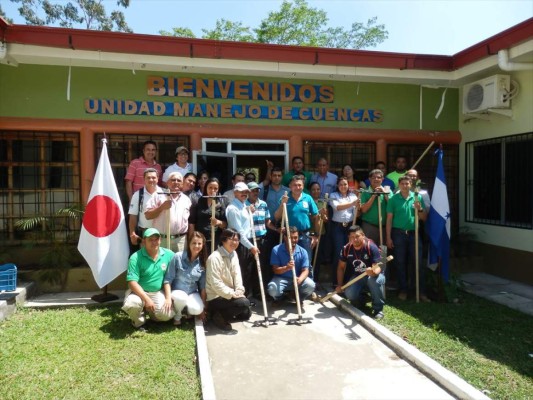Jica apoya proyectos contra impacto de la sequía y gorgojo