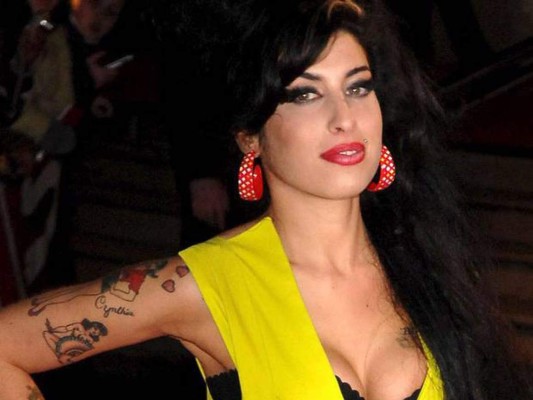 La madre de Amy Winehouse relata sus últimas horas de vida