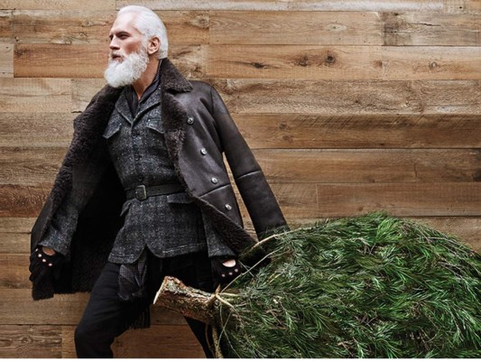 El Santa Claus sexi alborota de nuevo las redes