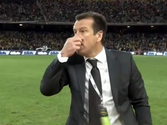 Video: El polémico gesto de Dunga contra el banco argentino