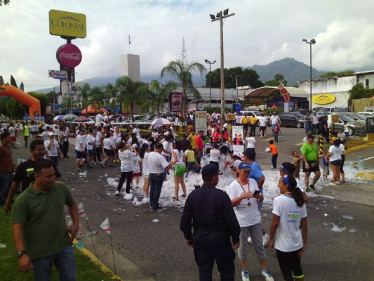 Sampedranos se divierten y apoyan a niños con cáncer