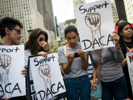 DACA cumple seis años sin solución definitiva para los dreamers