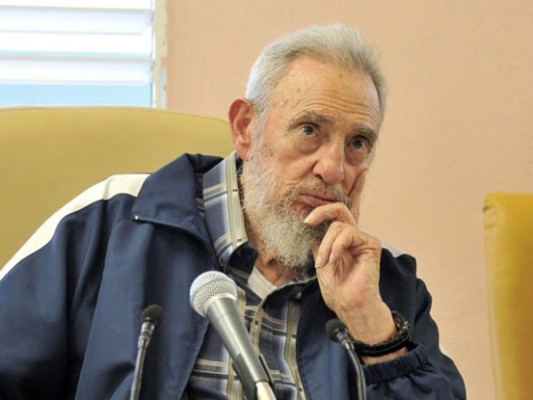 China otorga a Fidel Castro el premio Confucio de la Paz