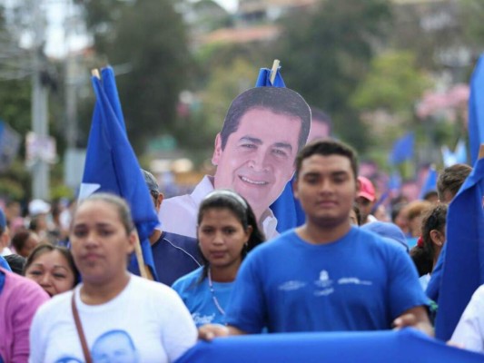 'Quiero pedirles que me den su apoyo': Presidente Hernández