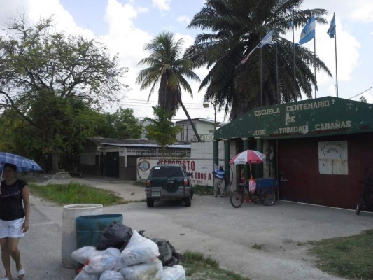 Asaltan a docentes en el interior de escuela en San Pedro Sula  