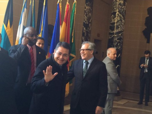 Honduras y OEA firman la instalación de la Maccih