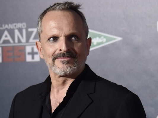 Miguel Bosé afirma que sí cree en el coronavirus