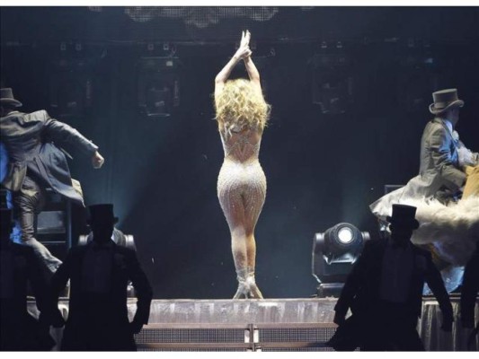 Shakira, Jennifer López y Ricky Martin darán brillo a los Billboard