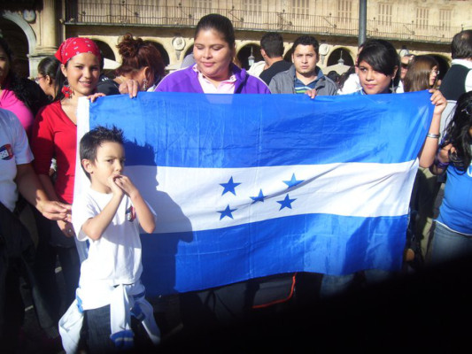 Unos 712 hondureños se nacionalizaron en España en el 2013