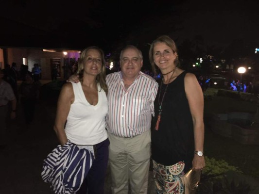 Mamá de Piqué recorrió San Pedro Sula en taxi y luego visitó Copán Ruinas