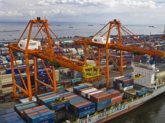 Fitch ve improbable recesión a causa de mercados emergentes