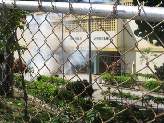 Queman material electoral de Constituyente en Venezuela