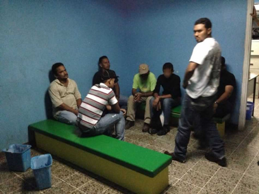 Infraganti capturan a banda de asalta furgones en San Pedro Sula