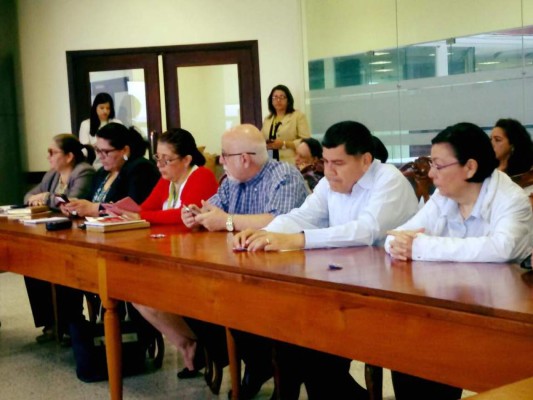 Unah cancela segundo periodo para Odontología en Tegucigalpa