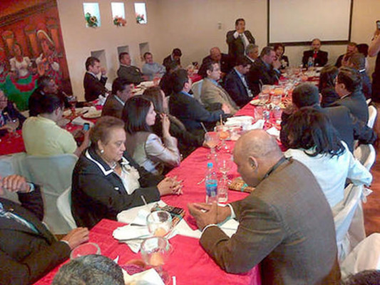 Marco Antonio Andino, nuevo presidente de la bancada liberal