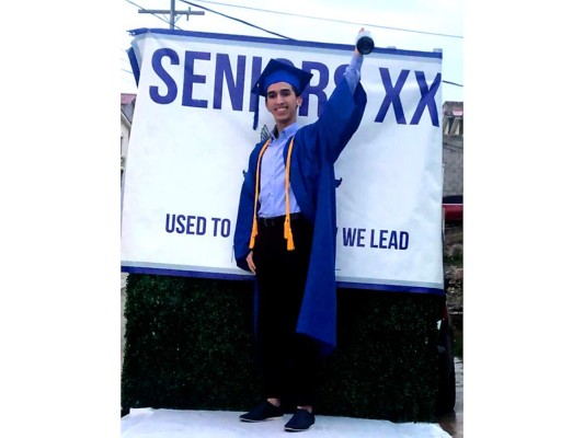 Seniors 2020 de Macris listos para su graduación