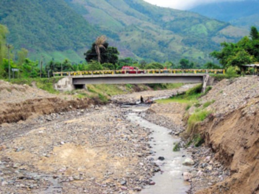 Urgen dragado de quebradas en el sur