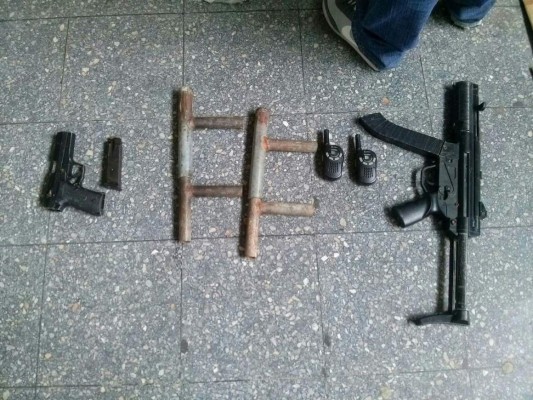 Capturan a 11 personas en allanamientos en San Pedro Sula