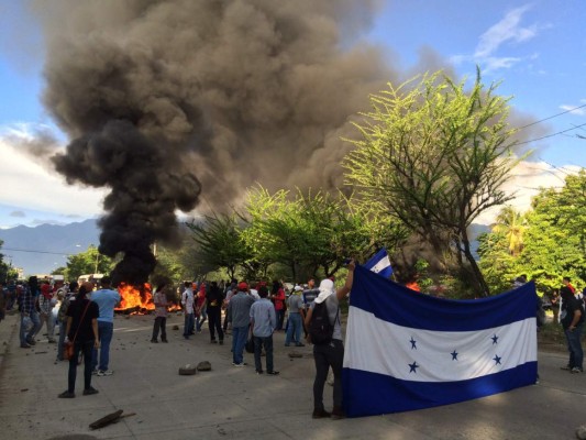 El movimiento de los indignados habían convocado a tomas de carreteras en varios puntos del país.